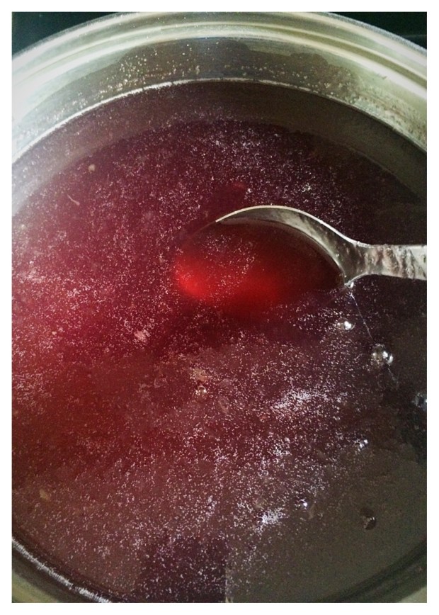 muscadine-juice-with-pectin-and-sugar