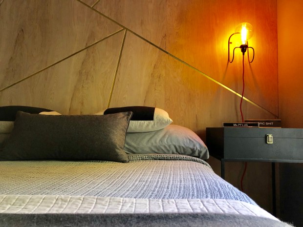 Minimalist Teen Bedroom